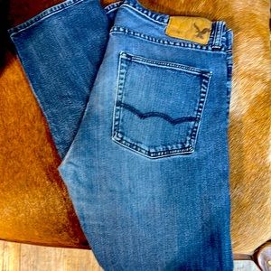 American Eagle Men’s 32x32 straight leg jeans